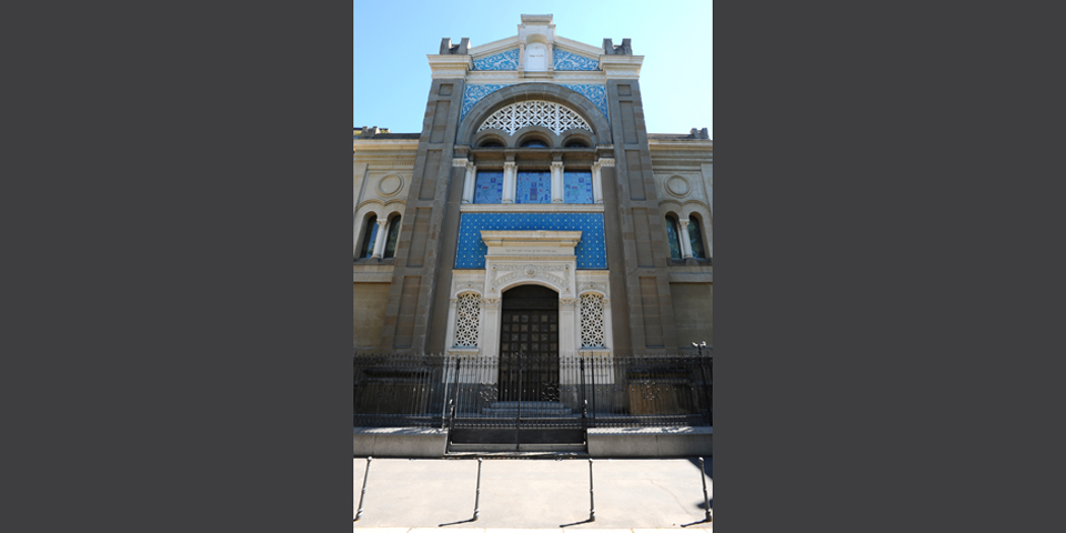 Milan's central synagogue facade © Alberto Jona Falco